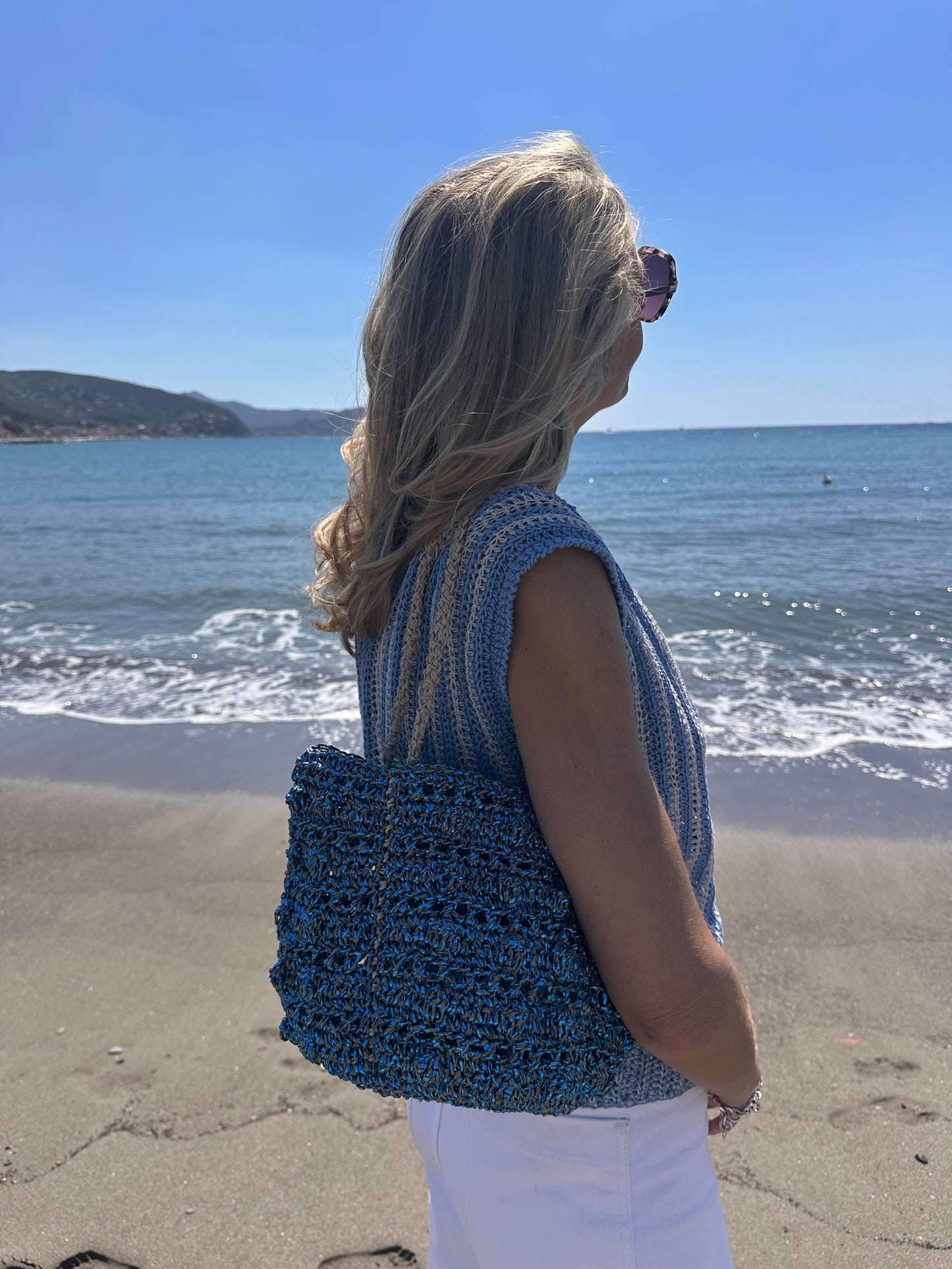 Secchiello in rafia naturale-azzurro
