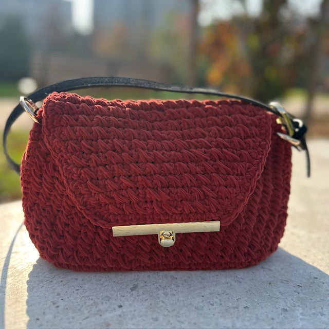 Persefone color bordeaux